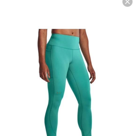 Compression Under Armour capris - Picture 2 of 3